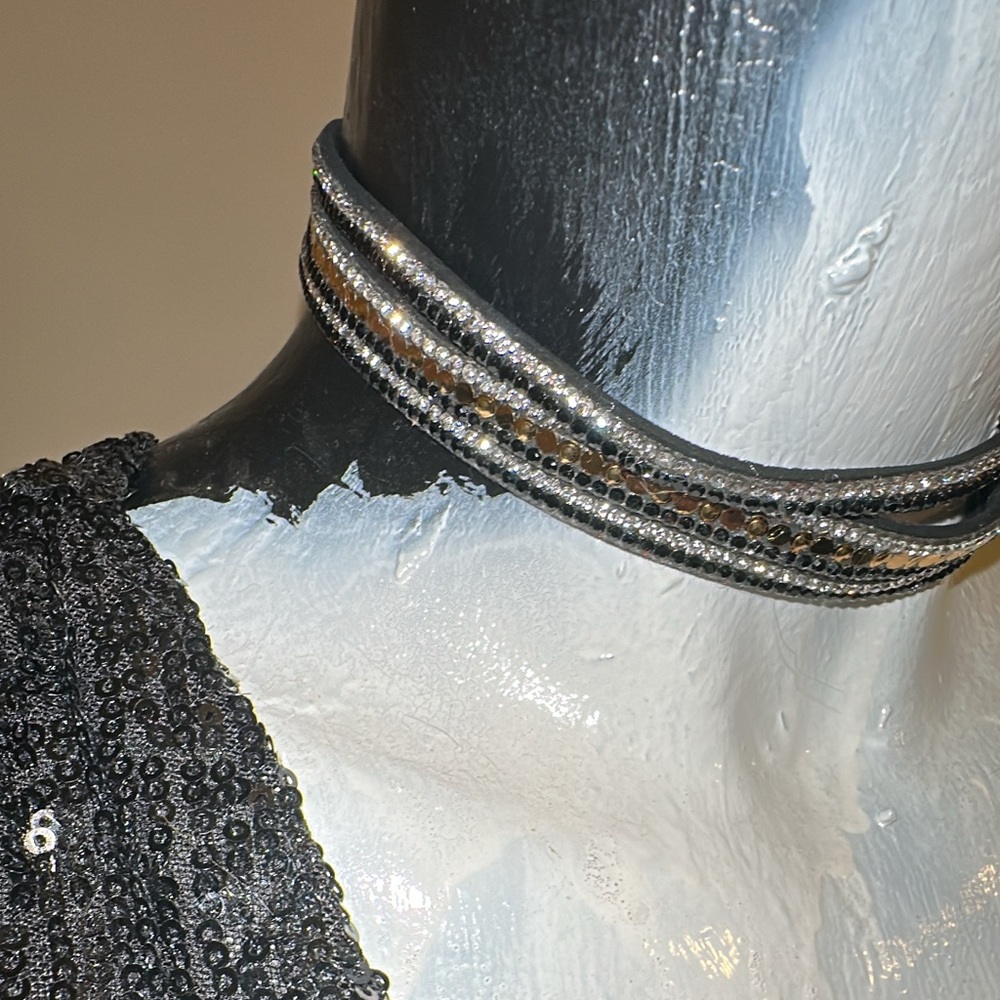 Beautiful rhinestone 3 strand choker necklace